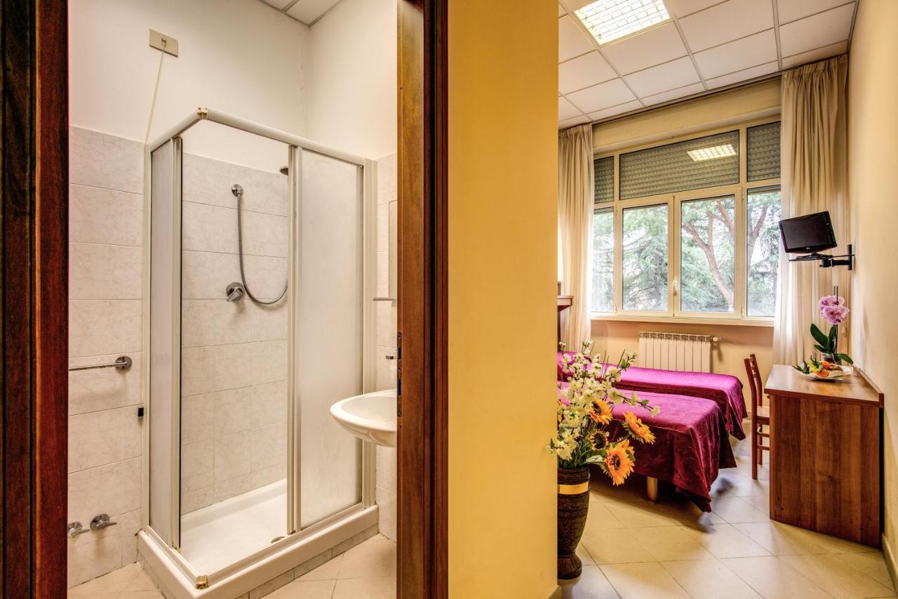 Hotel Domus Urbis Řím Exteriér fotografie